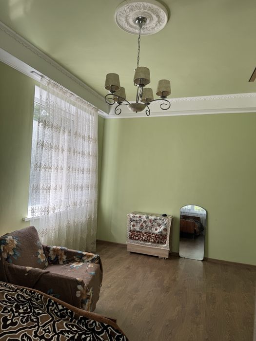 Продається однокімнатна квартира в районі Ніогаза