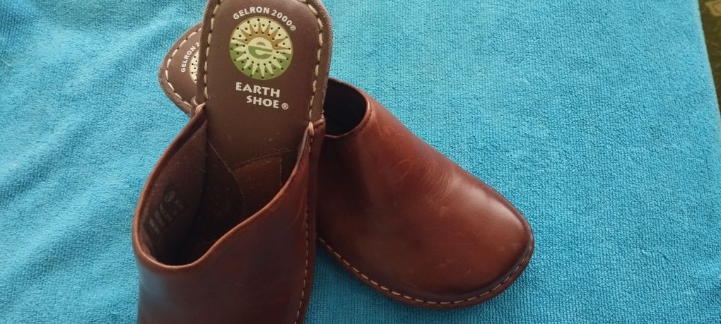 Buty klapki brązowe skórzane Earth Shoe z USA nowe długość wkł 25,5 cm
