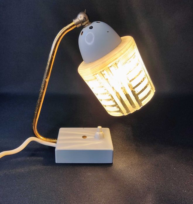 Lampka nocna metalowa z kloszem szklanym - lata 60 - stan bardzo dobry