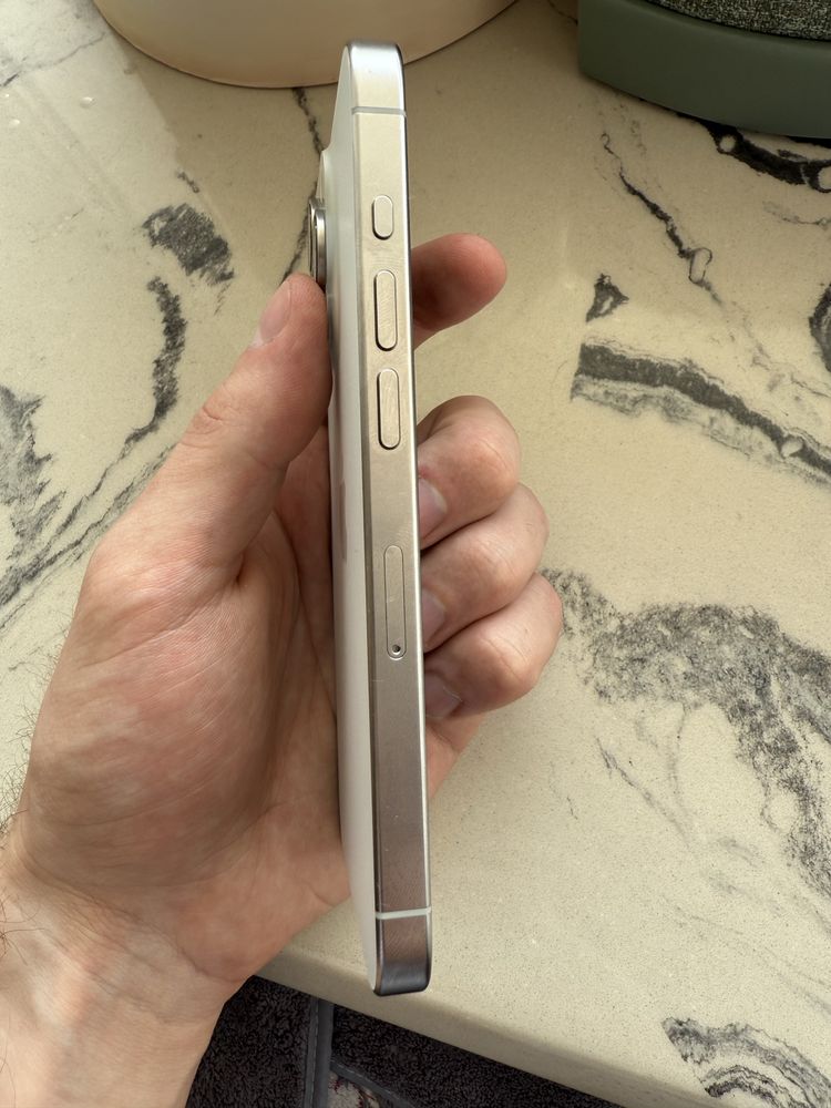 iphone 15 Pro 256GB White Titanium