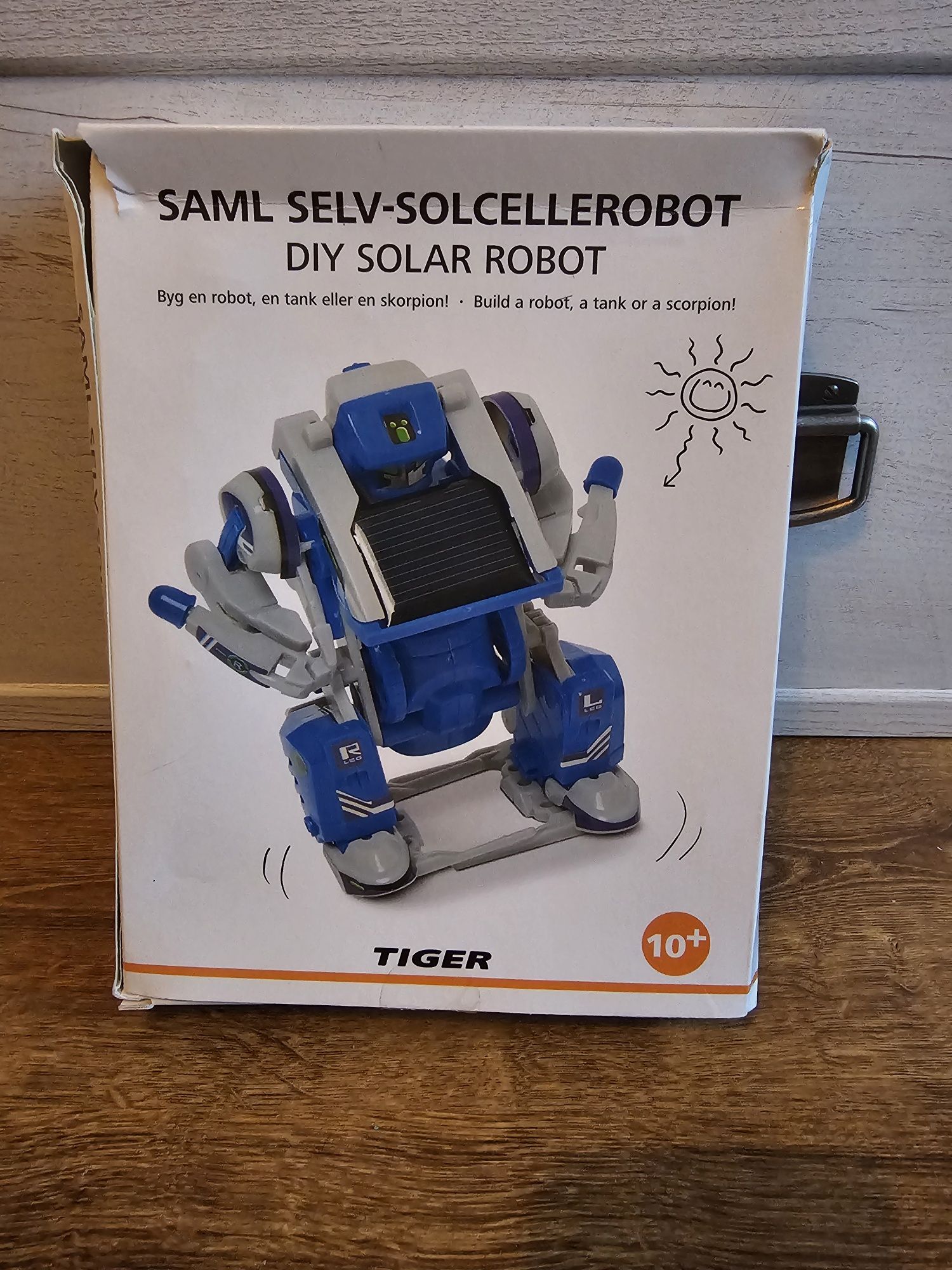 Robot solarny 10+