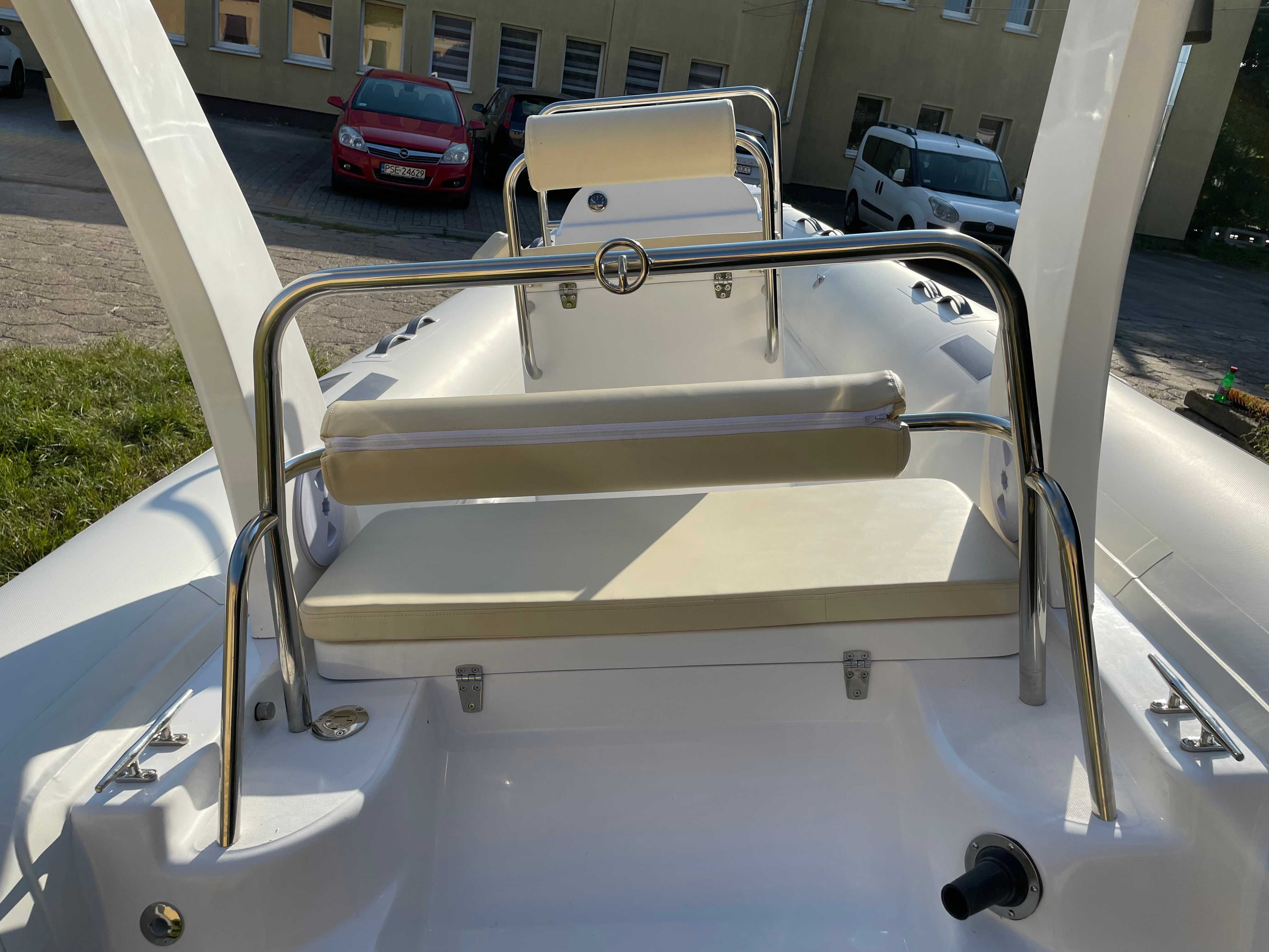 Łódź RIB Uone model U520 PVC