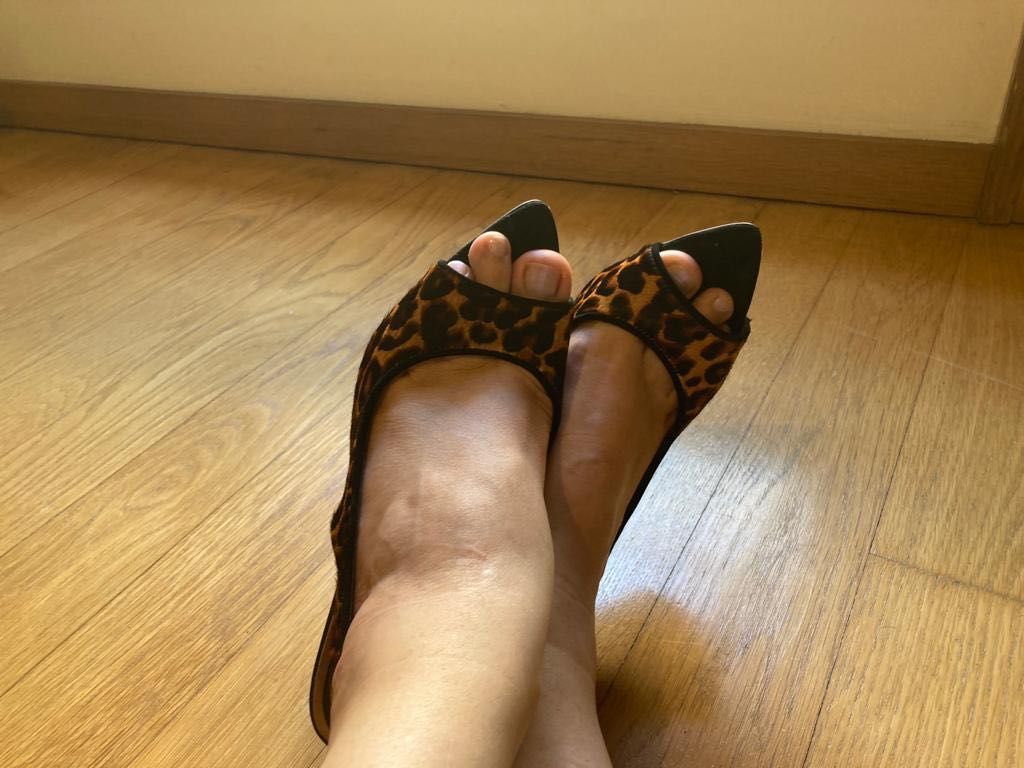 Belíssimo e poderoso sapato peep toe tigresa tamanho 38