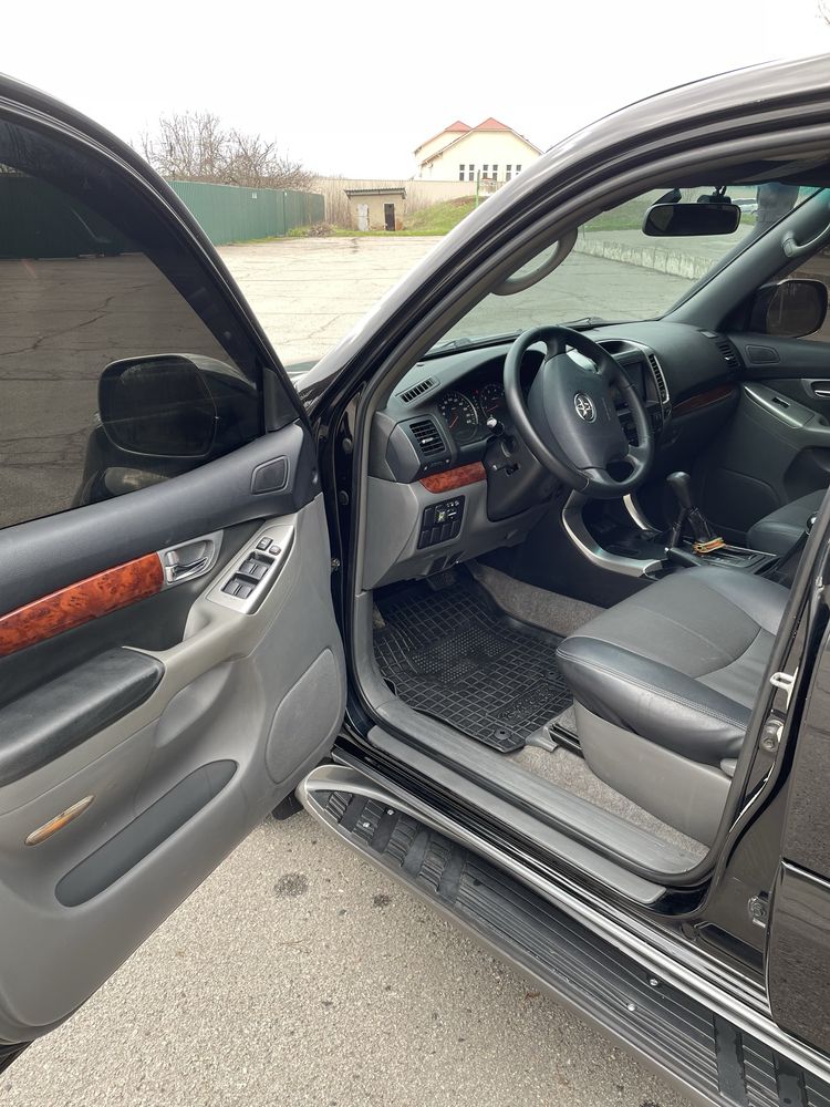 Продаж Toyota Prado