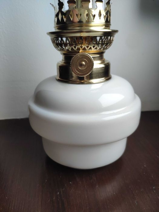 Stara francuska lampa naftowa n668
