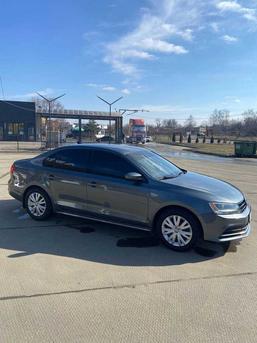 Volkswagen Jetta 2015 автомат 2.0 газ/бензин