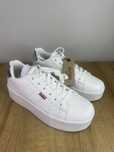 Nowe sportowe buty Levis