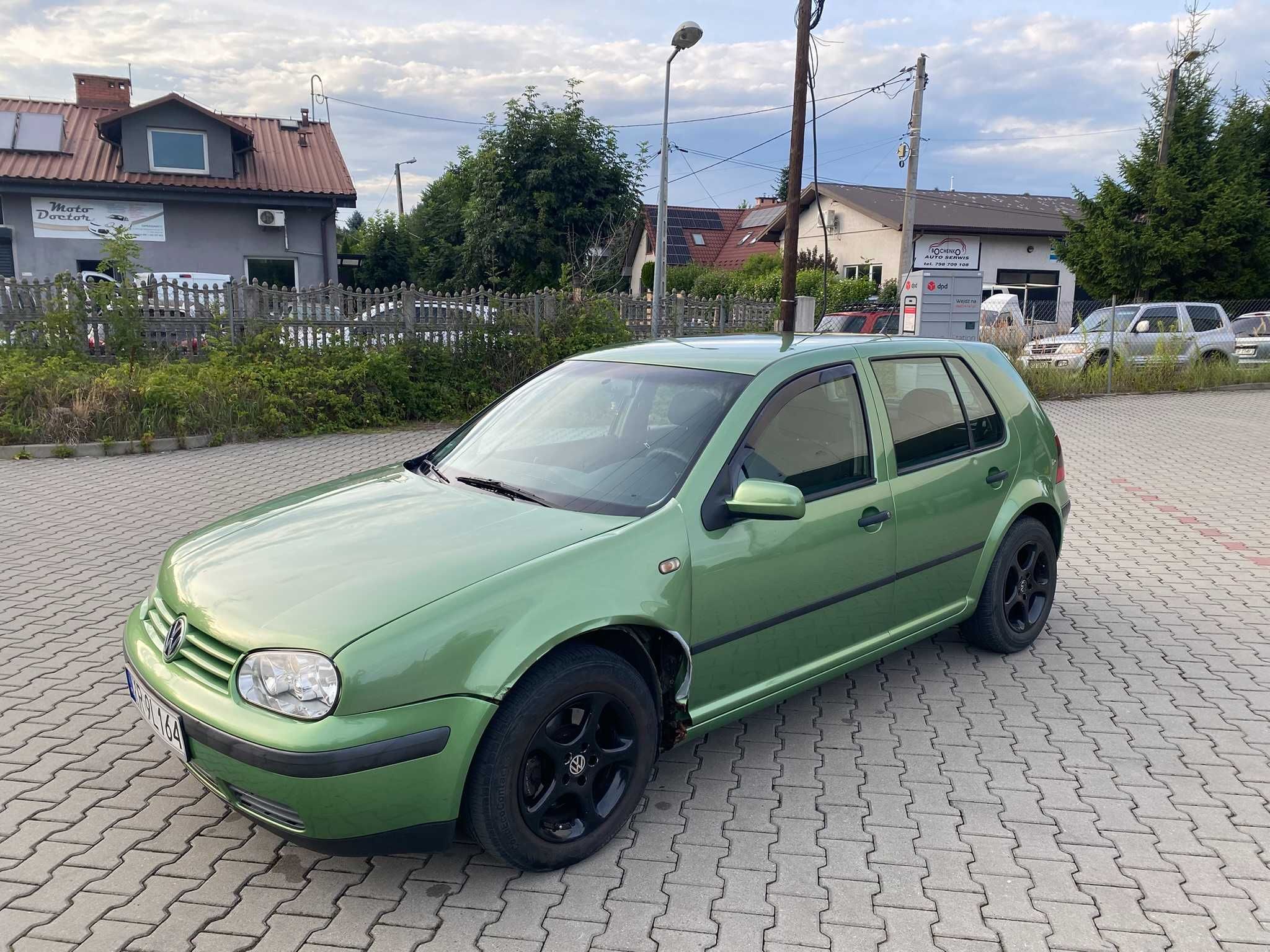 Volkswagen Golf 4 1.9 TDI + komplet opon zimowych