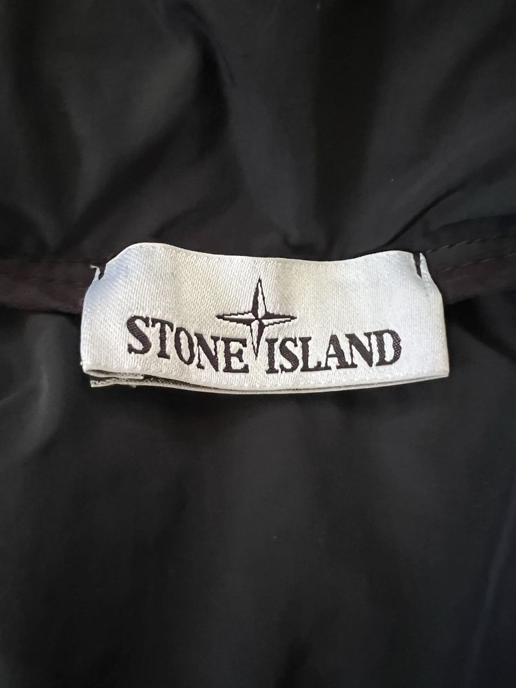 Курточка stone island