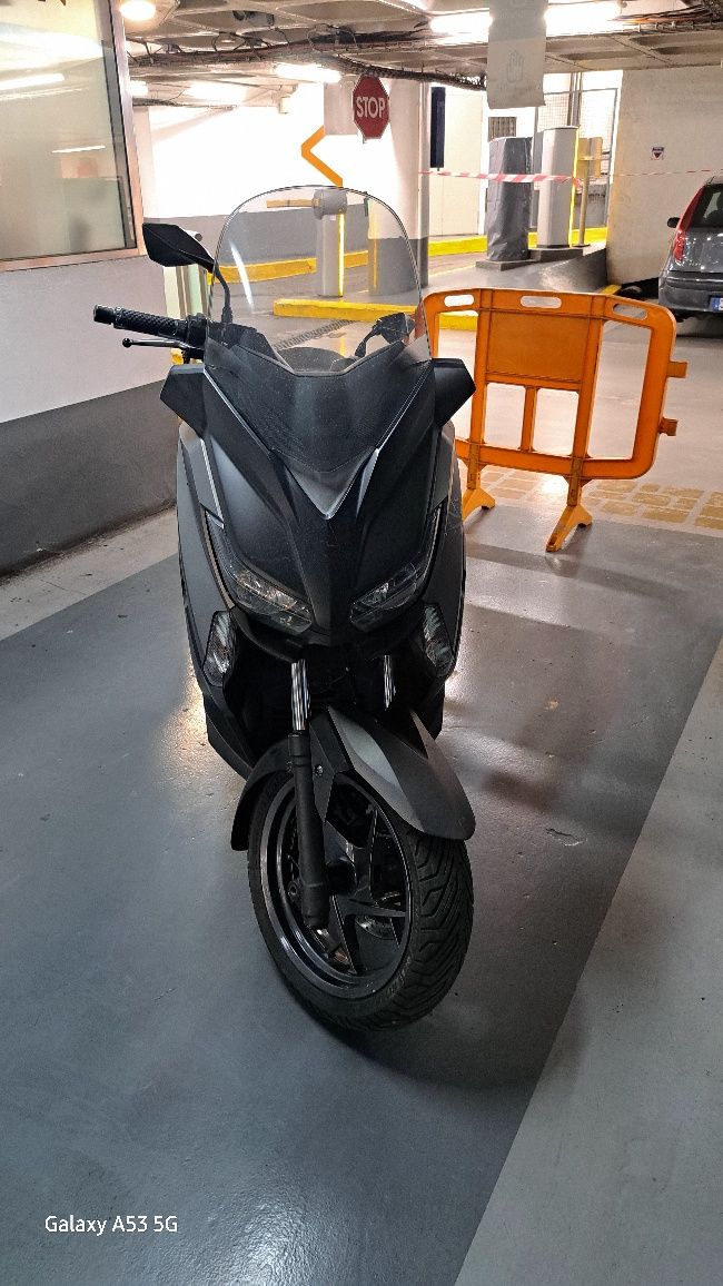 X-max 250 Versão ABS