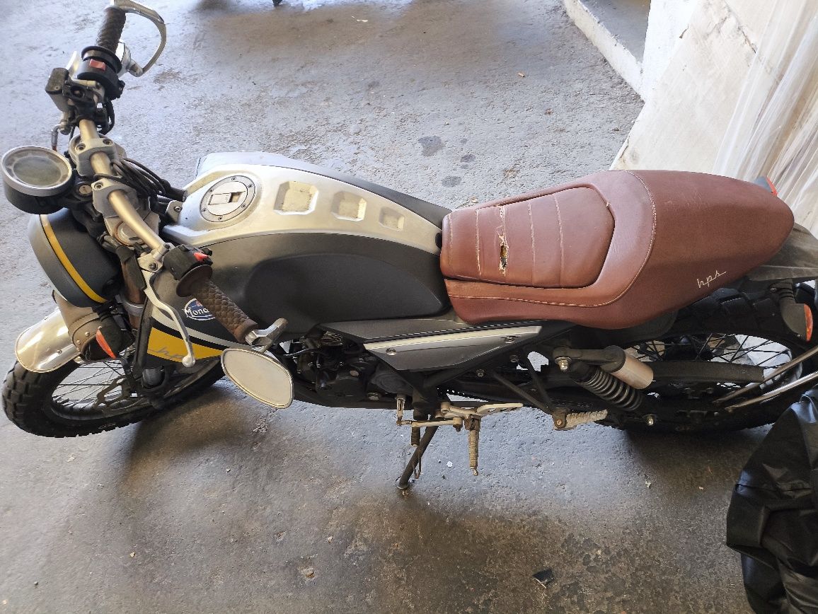 Moto Mondial 125 hps