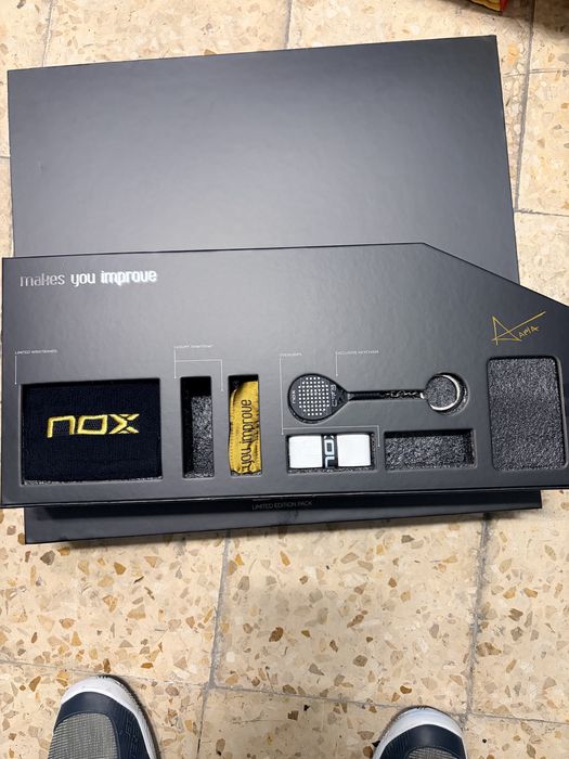 Nox Raquete Pack AT10 genius limited edition 2025