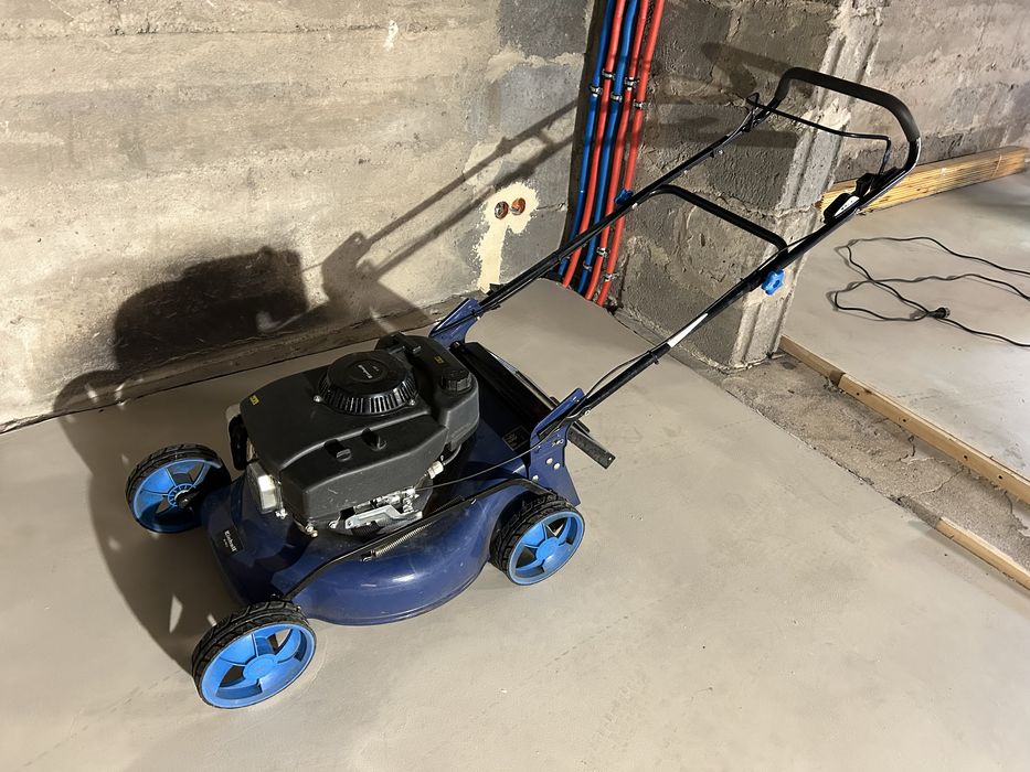 Kosiarka spalinowa Einhell BG-PM 51