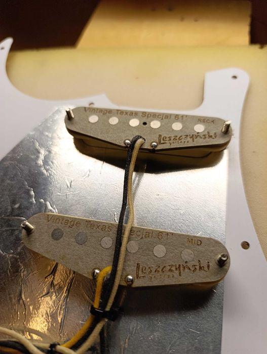 gitara elektryczna stratokaster Leszczyński guitars