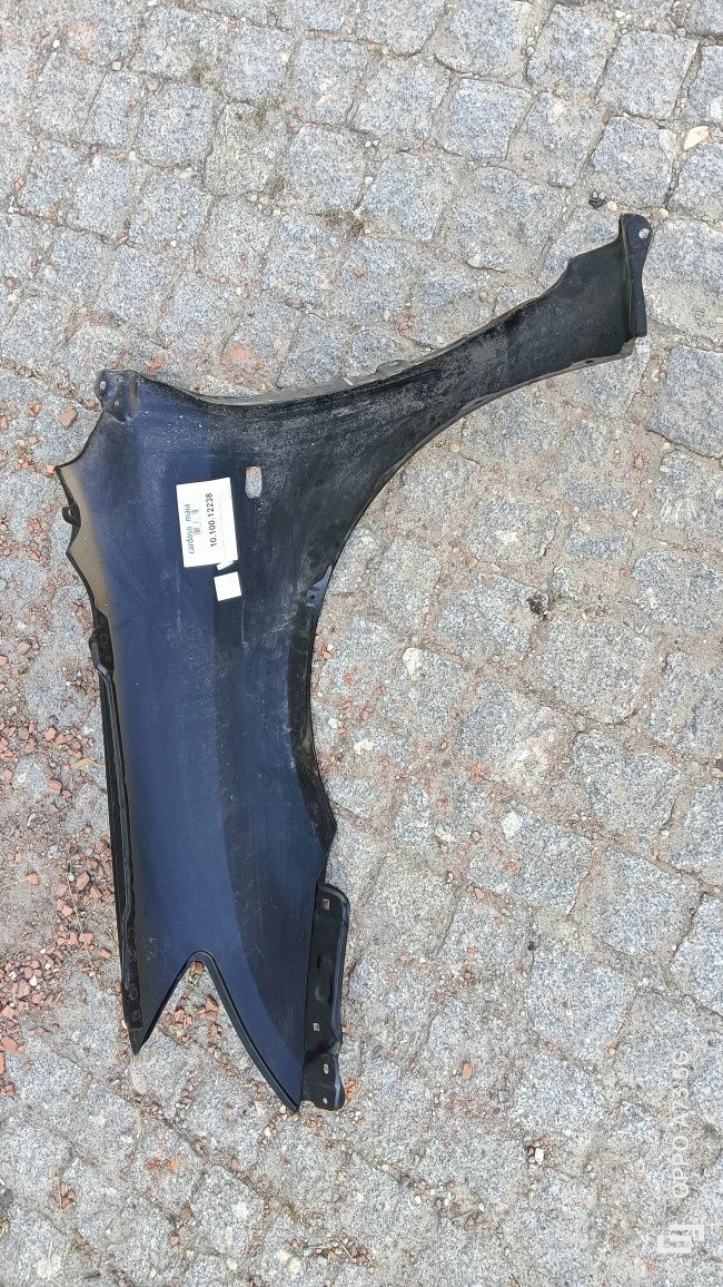 Guarda lamas Toyota Corolla e12 h/back 2002