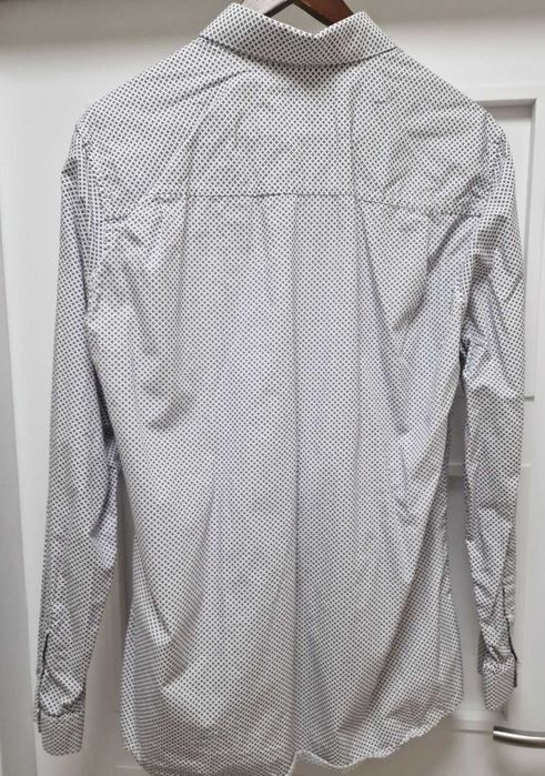 Biała koszula z długim rękawem roz M. koł.42