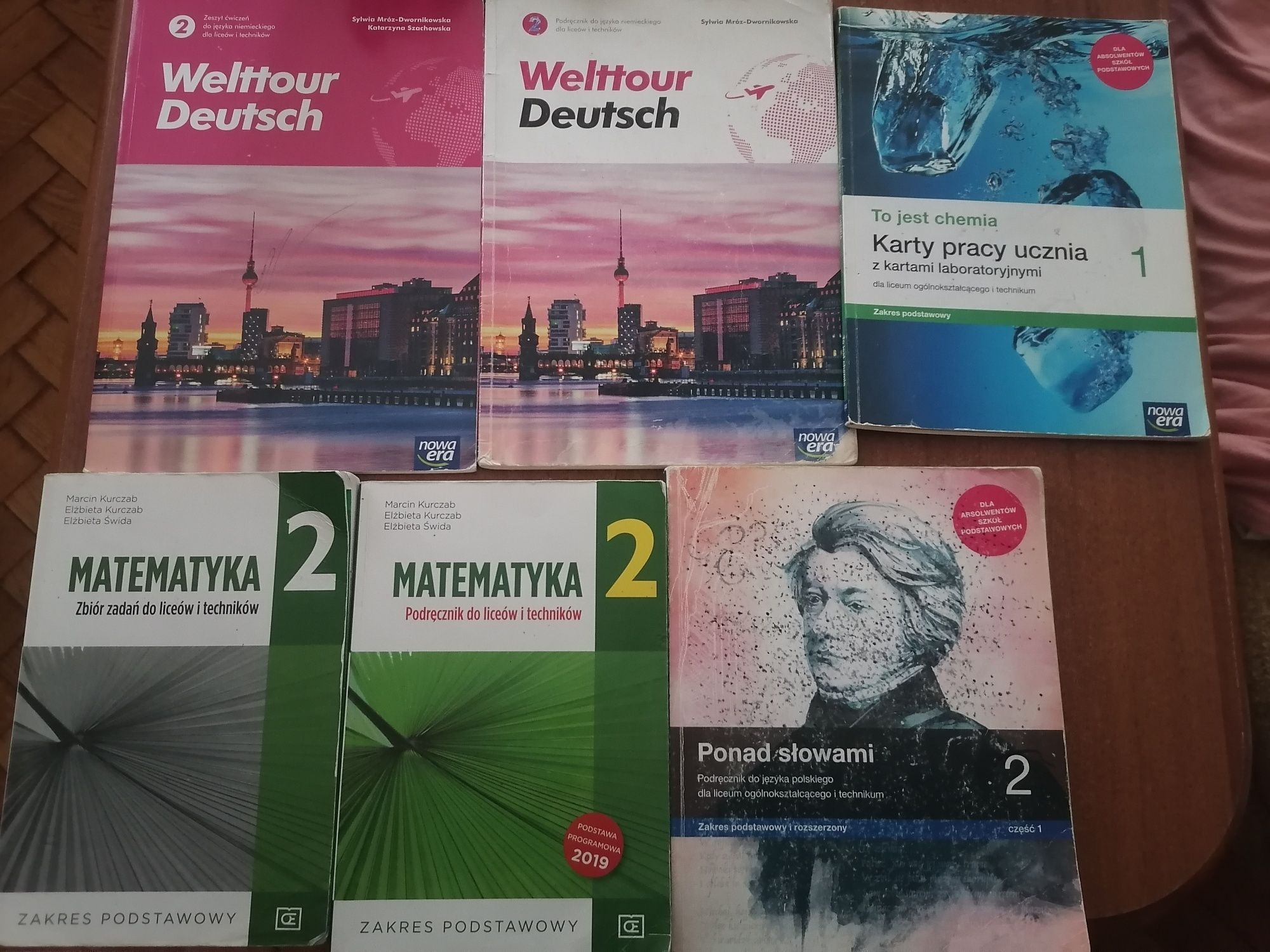 Podręcznik liceum i technikum