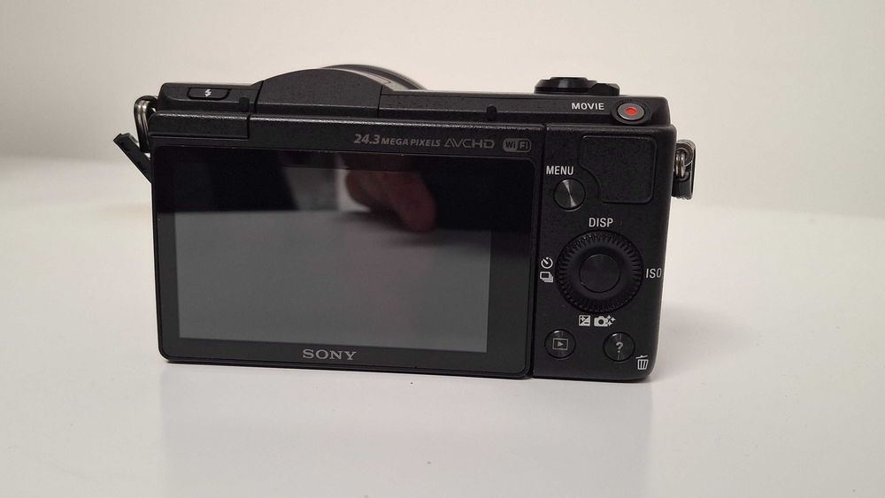 Camera Sony A5100