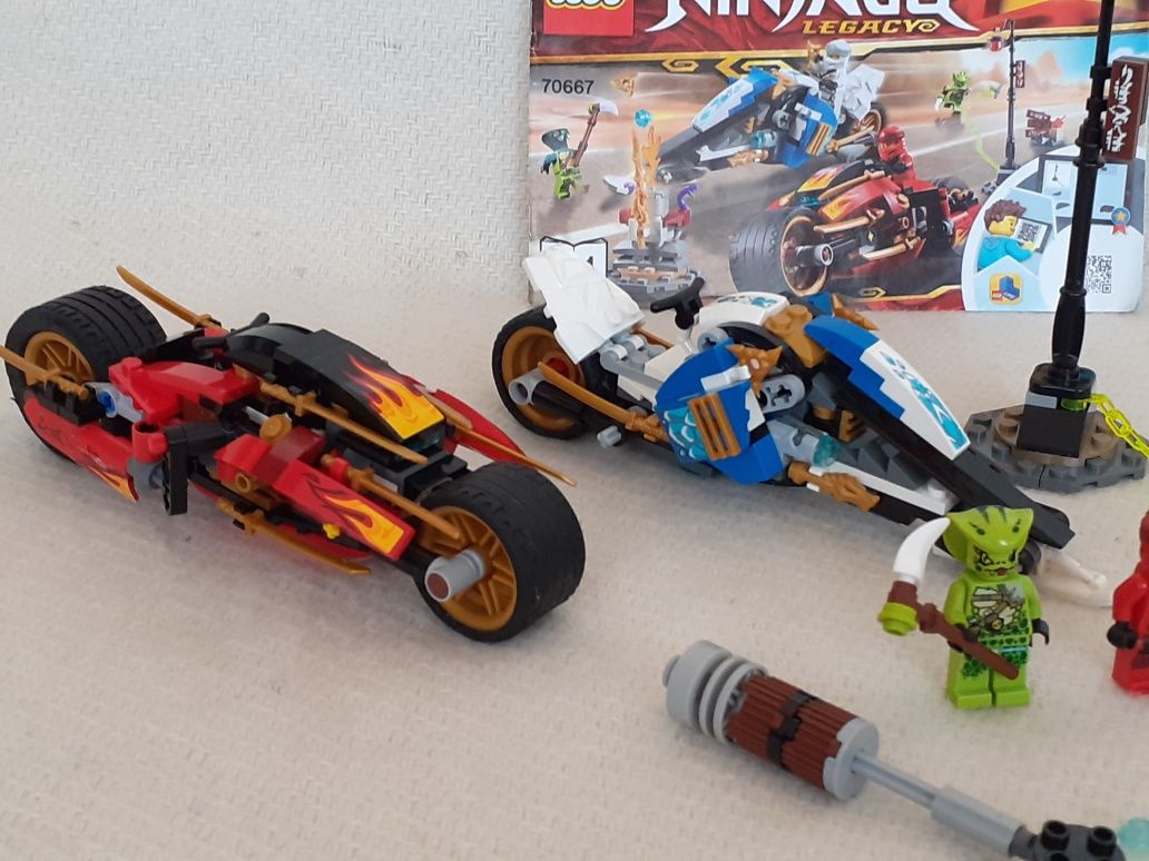 Lego Ninjago 70667 - Motocykl Kaia i skuter Zanea