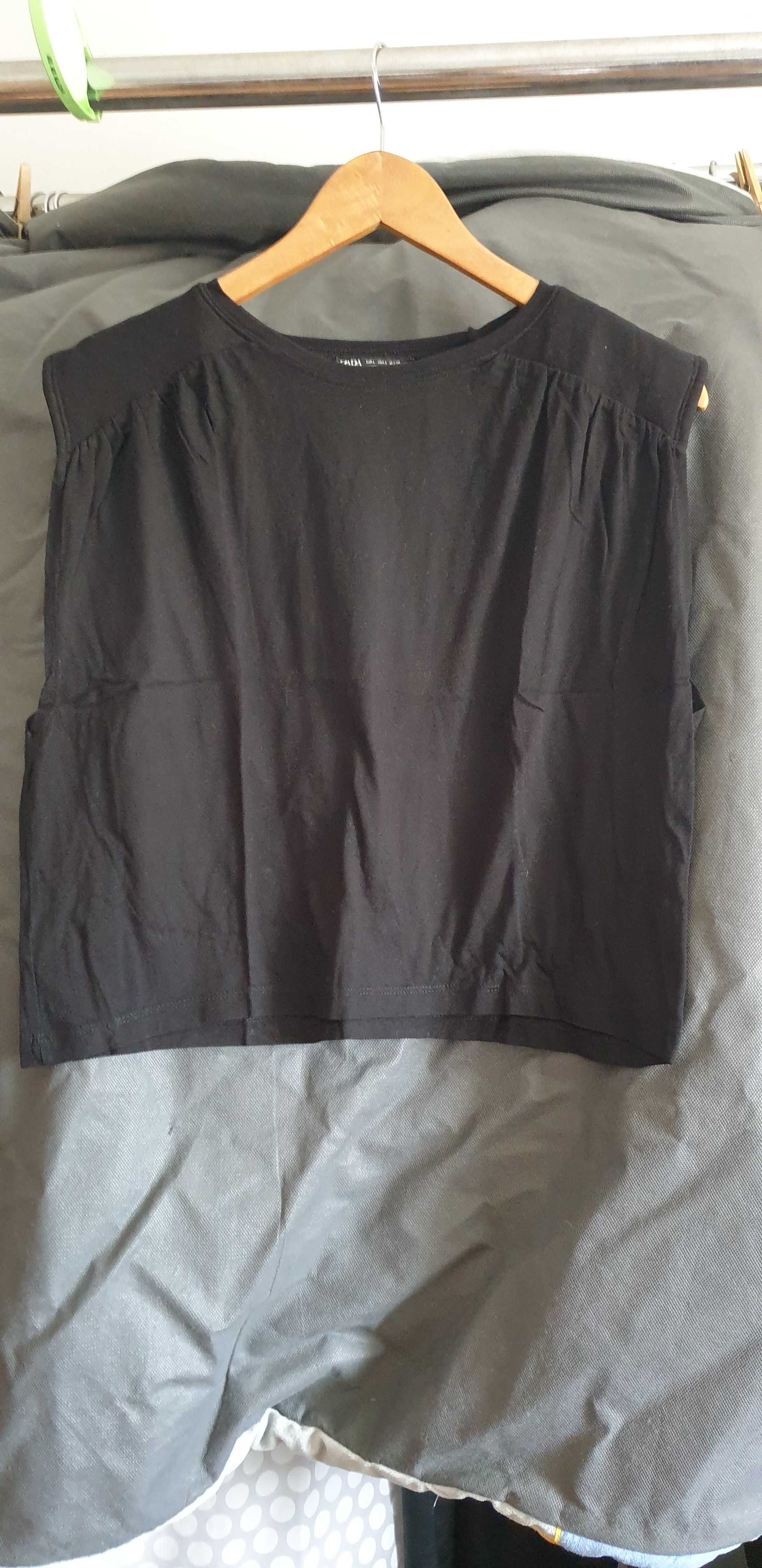 T-shirt curta preta