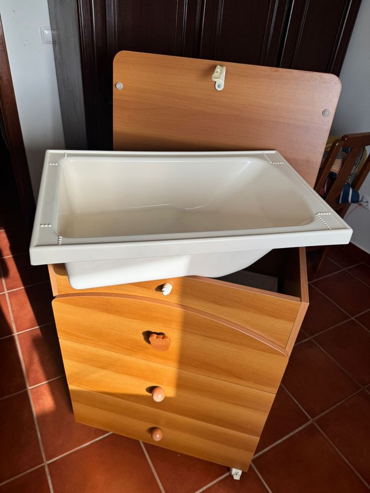 Comoda / trocador