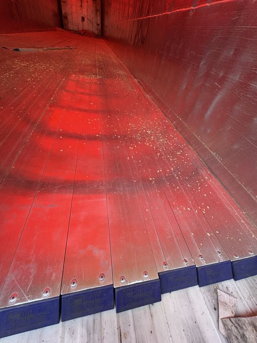 Причеп шиповоз.