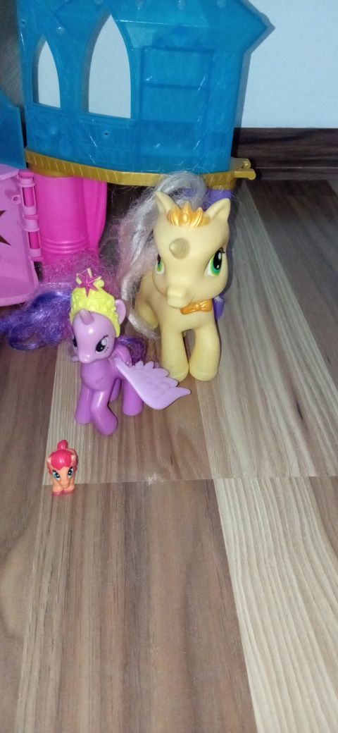 Domek zamek dla little pony i kucyki