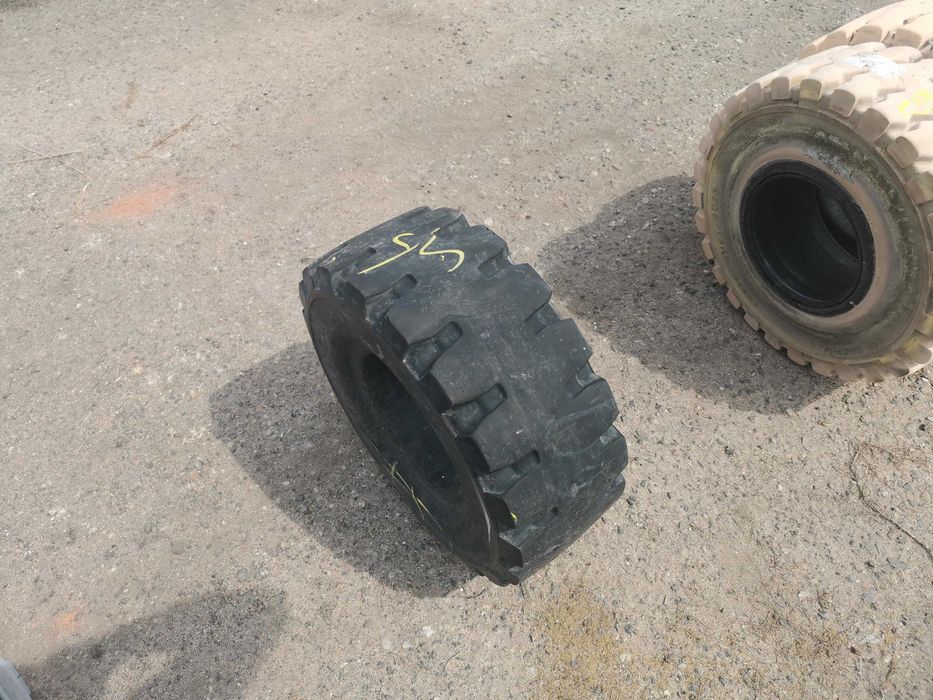 23x9-10 Opona Pełna Quick Możliwa Wysyłka 225/75-10
