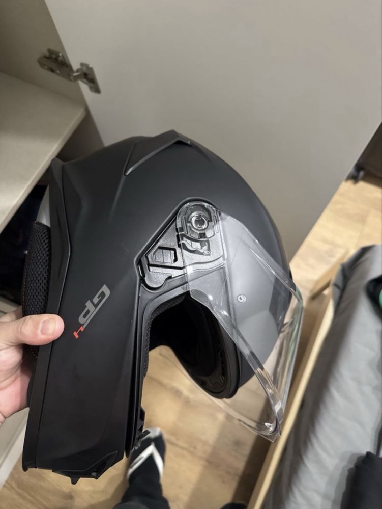 Capacete CMS GP4