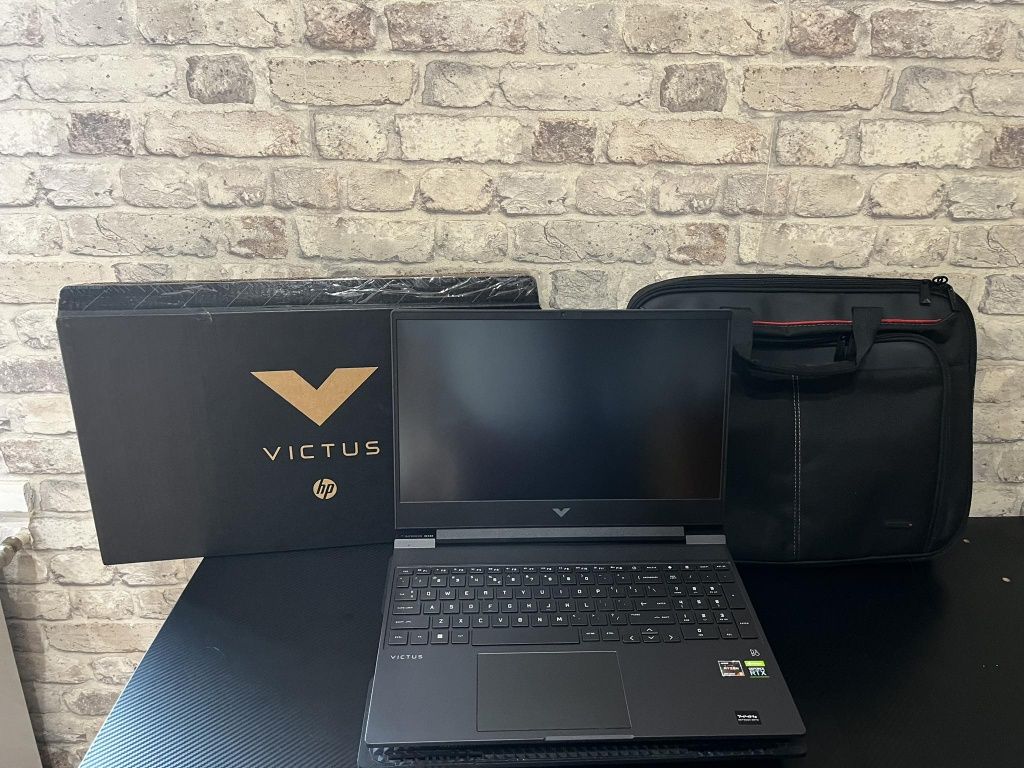 Sprzedam laptop HP Victus