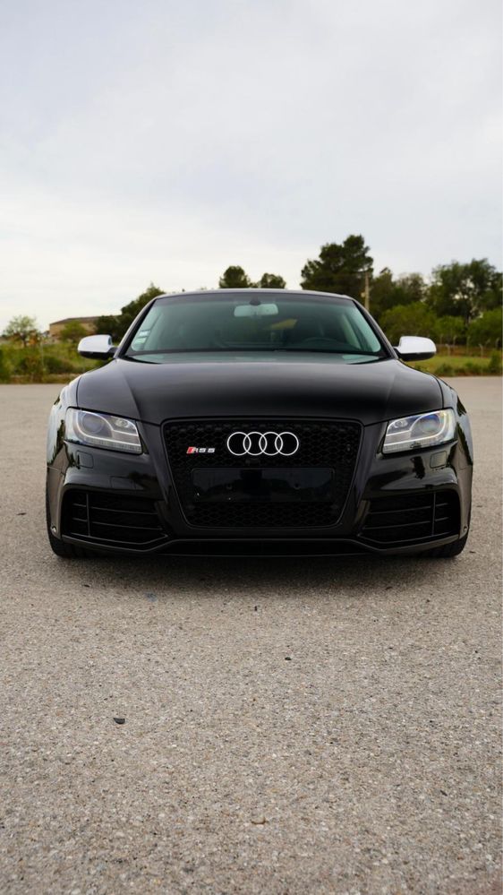 Audi RS5  coupe V8