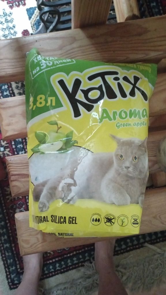 Наполнитель для кошачьего туалета cиликагелевый Kotix Зеленое яблоко