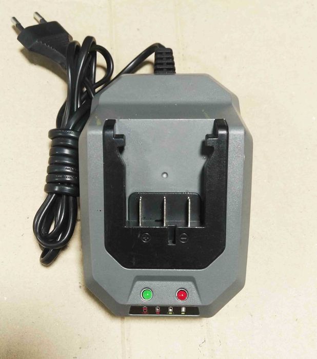 зарядне  з Німеччини LuxTools slg-20 2.4a