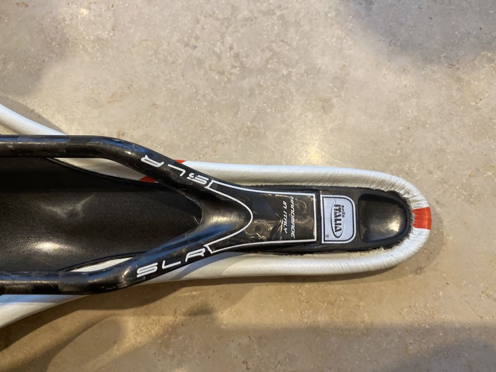 Siodełko rowerowe Selle Italia Carbon 140g