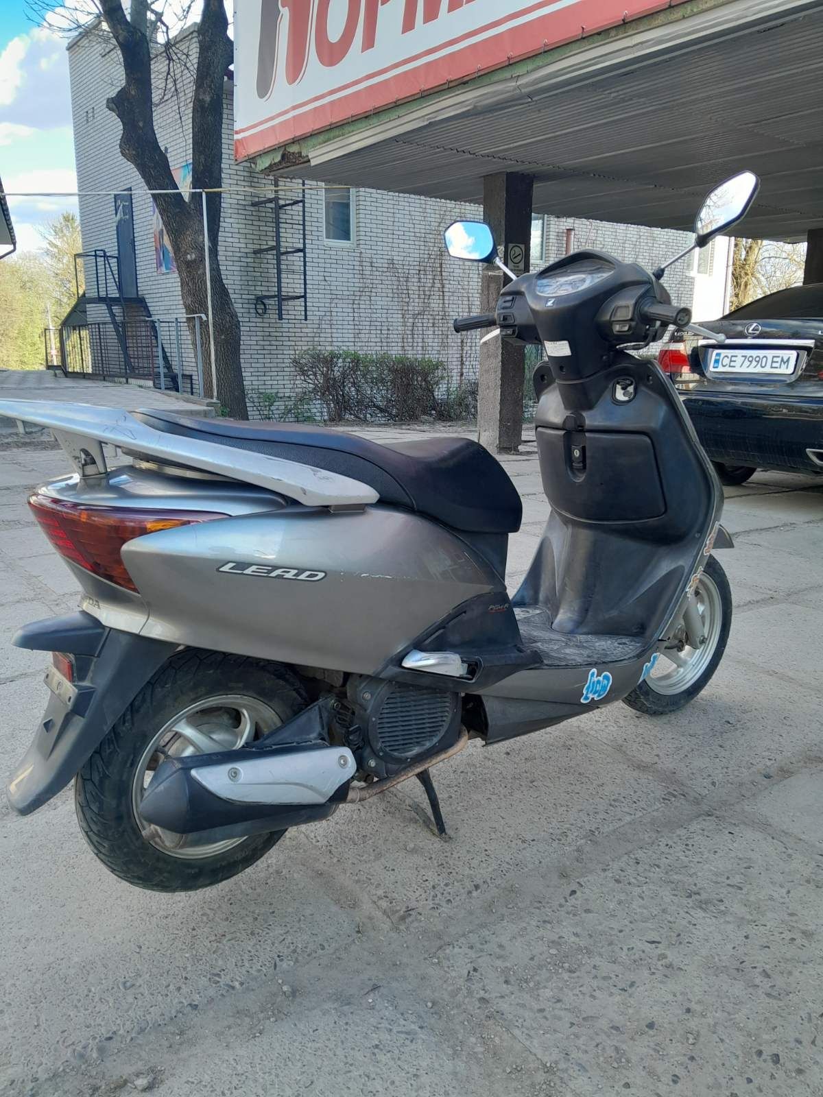 Продам мопед, Honda lead 110