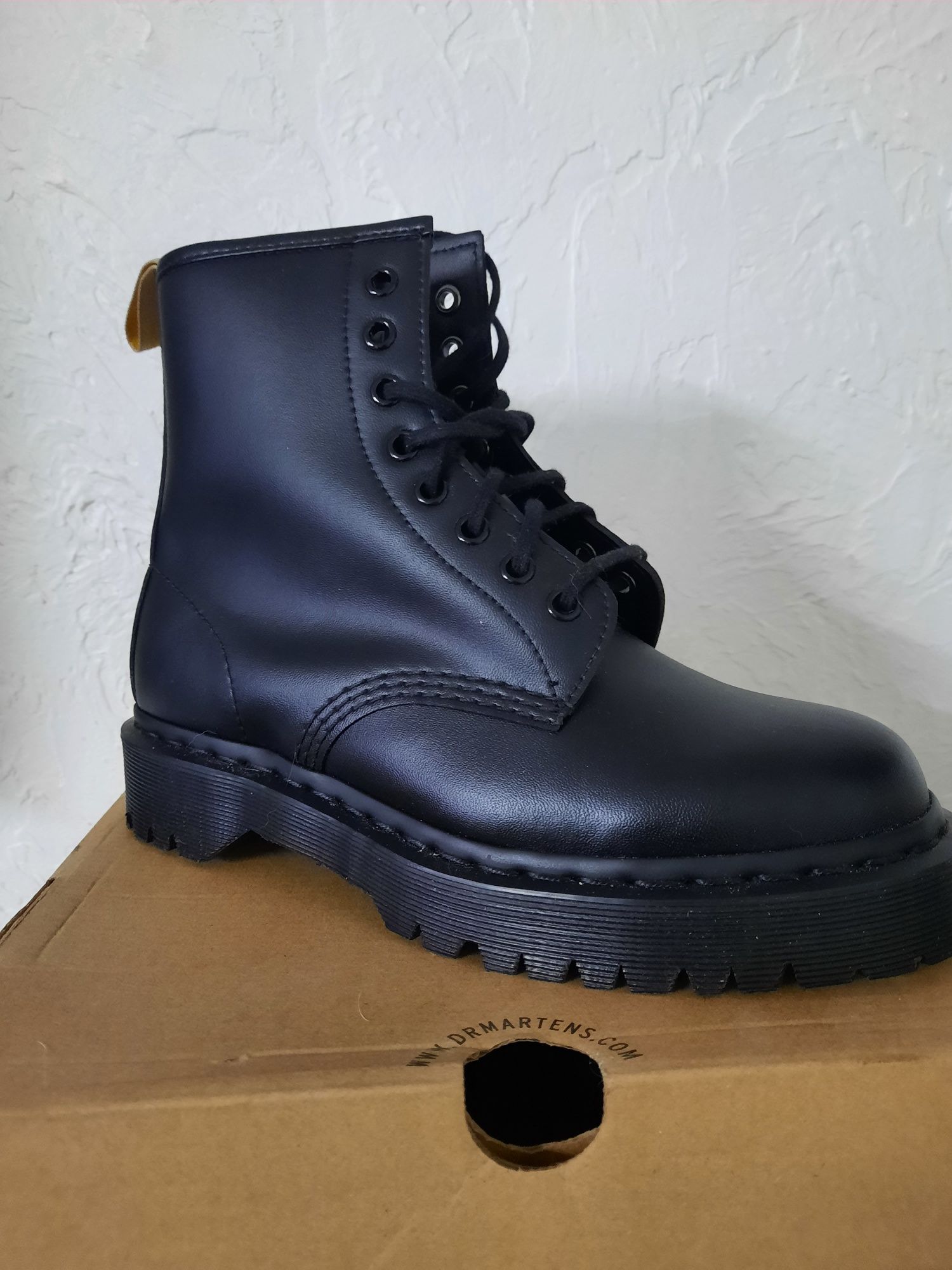 Ботинки Dr Martens 1460 Vegan Bex Mono Black 39 р-р