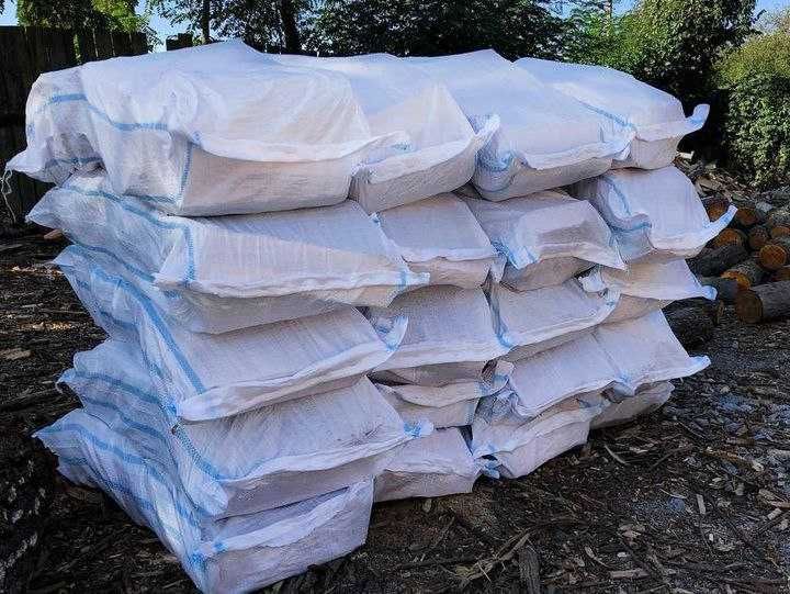 Рубані дрова: дуб, граб, бук, ясен умішках, доставка Львів