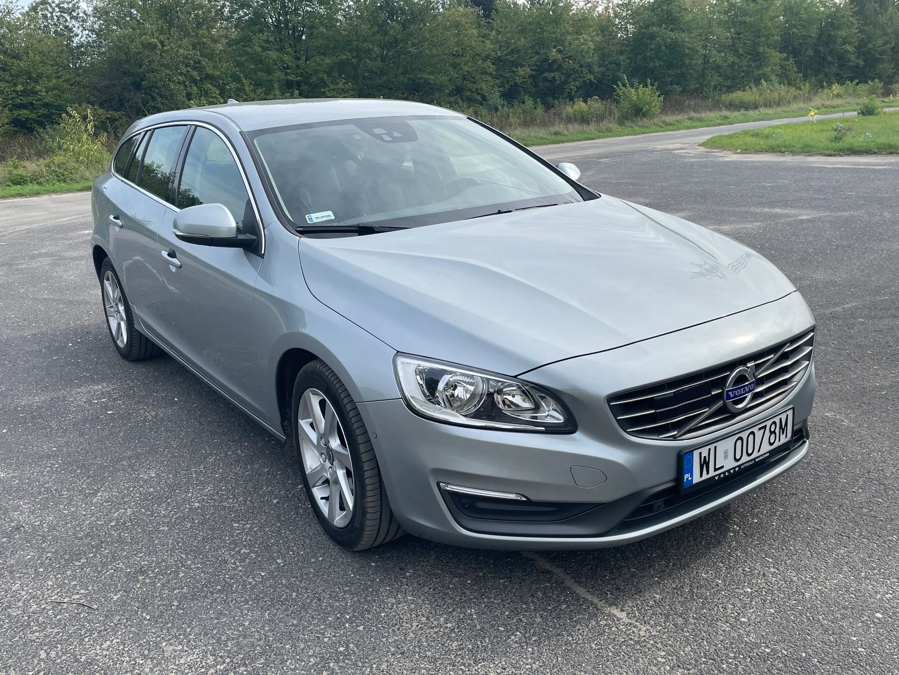 Volvo V60 Momentum, D4 DRIVE-E, 181 KM, 2015