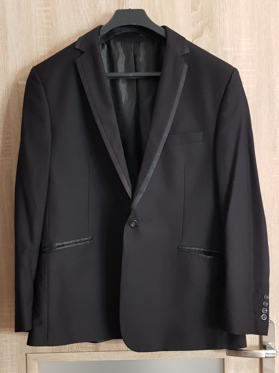 Garnitur eles czarny roz. XL/ 54 - 2 części