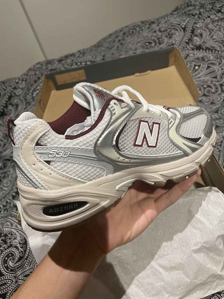 New Balance 530 Burgundy