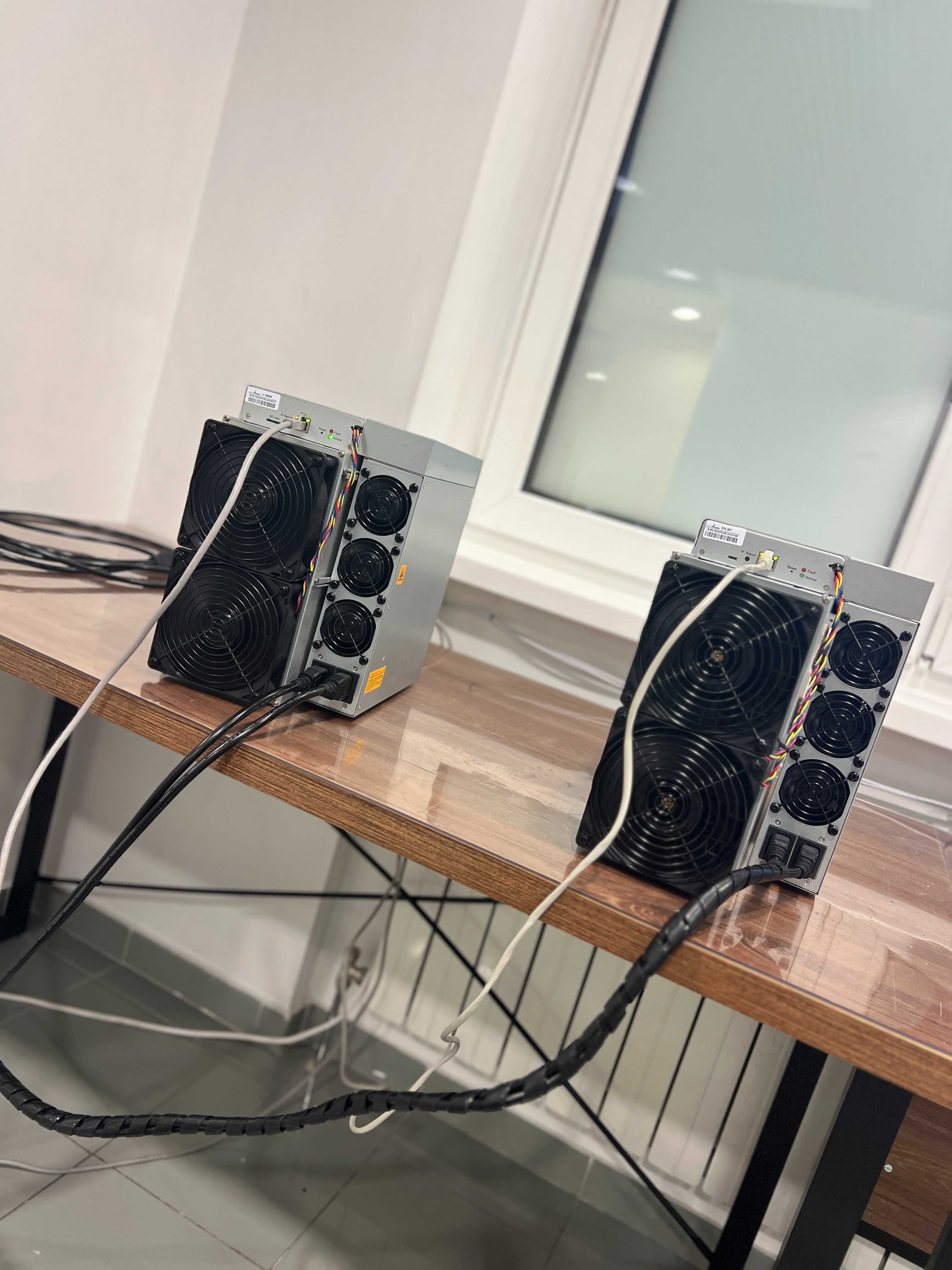 Без очікування! Майнери Asic Bitmain Antminer L7 9300 Mh miner 3250Вт
