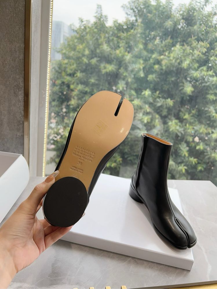 Чорні шкіряні черевики ботинки Maison Margiela tabi табі таби 38