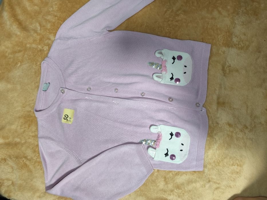 Продам дитячий одяг в гарному стані