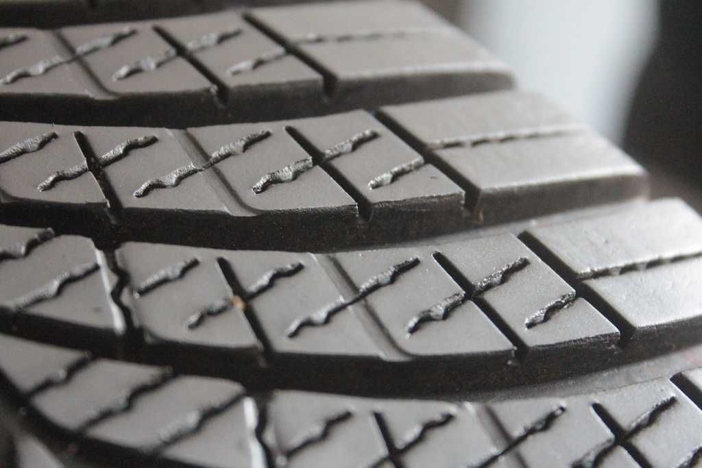 225/55/17C Goodyear Vector 4Seasons CARGO 225/55 R17C R17 C 22r
