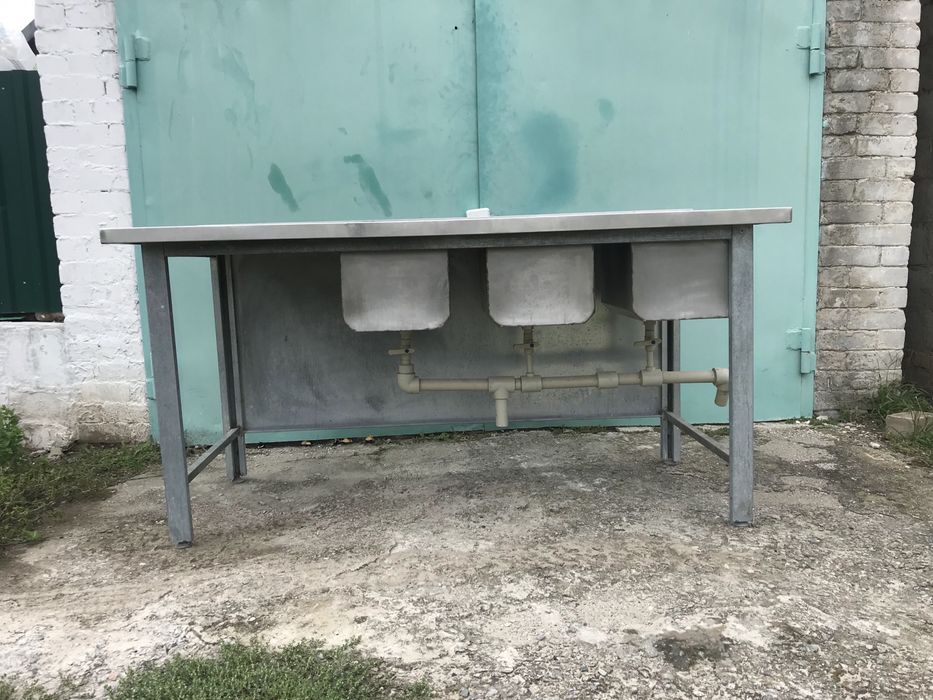 Производственный стол