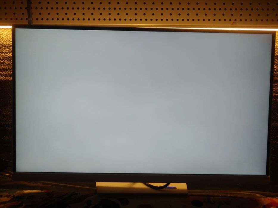 продам - игровой монитор asus xg27acs-w