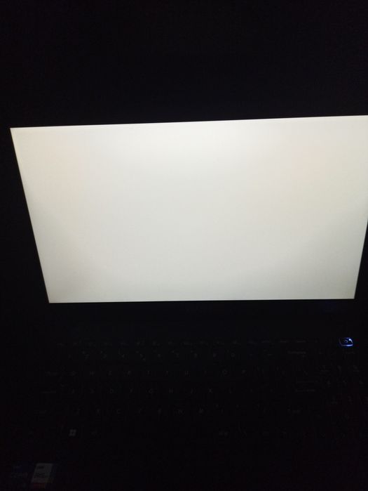 Okazja! Laptop MSI Modern 15 B11M i5 / 8GB / 1TB SSD / WIN 11 PRO