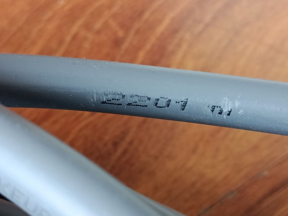 Kabel 5x2.5 milimetra, ±20 m.