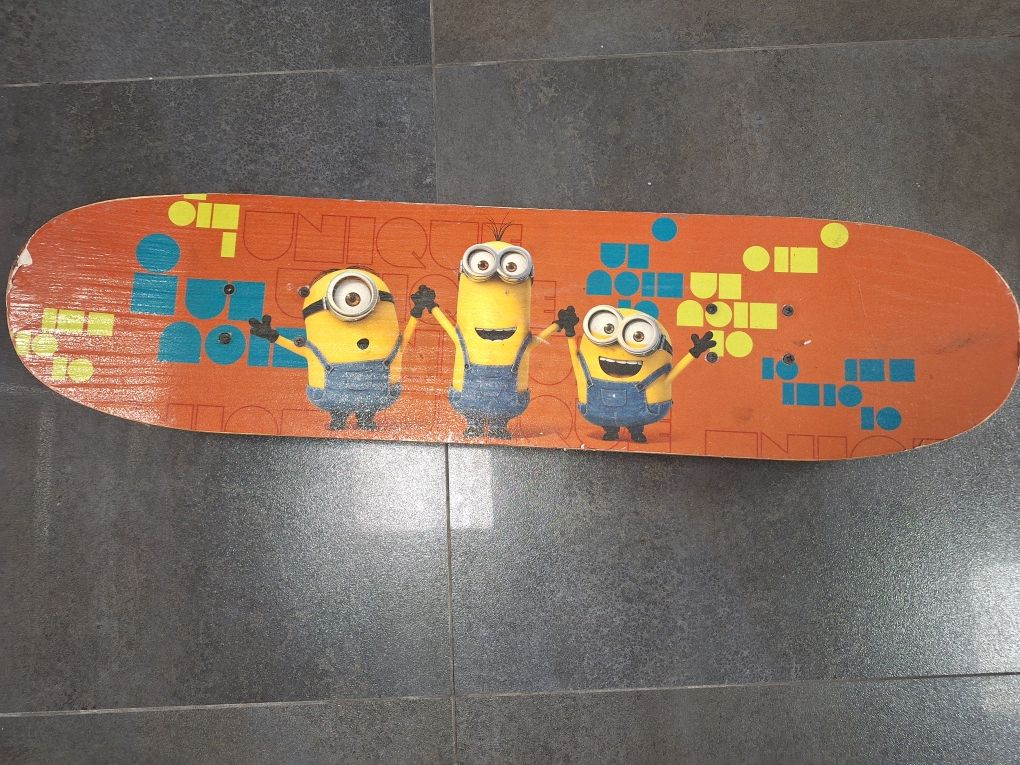Deskorolka minionki