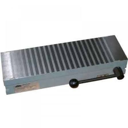 Плита магнитная 7208-0003 (125х400) Дрогобыч,НОВАЯ